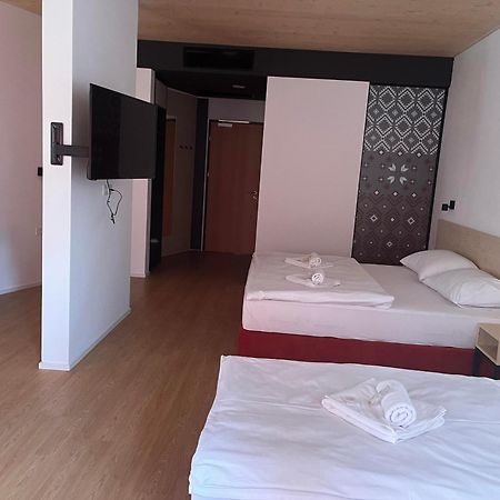 Bed And Breakfast Portal Любляна Екстер'єр фото