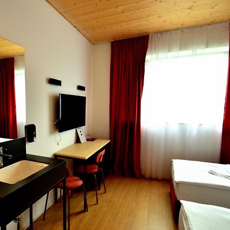 Bed And Breakfast Portal Любляна Екстер'єр фото