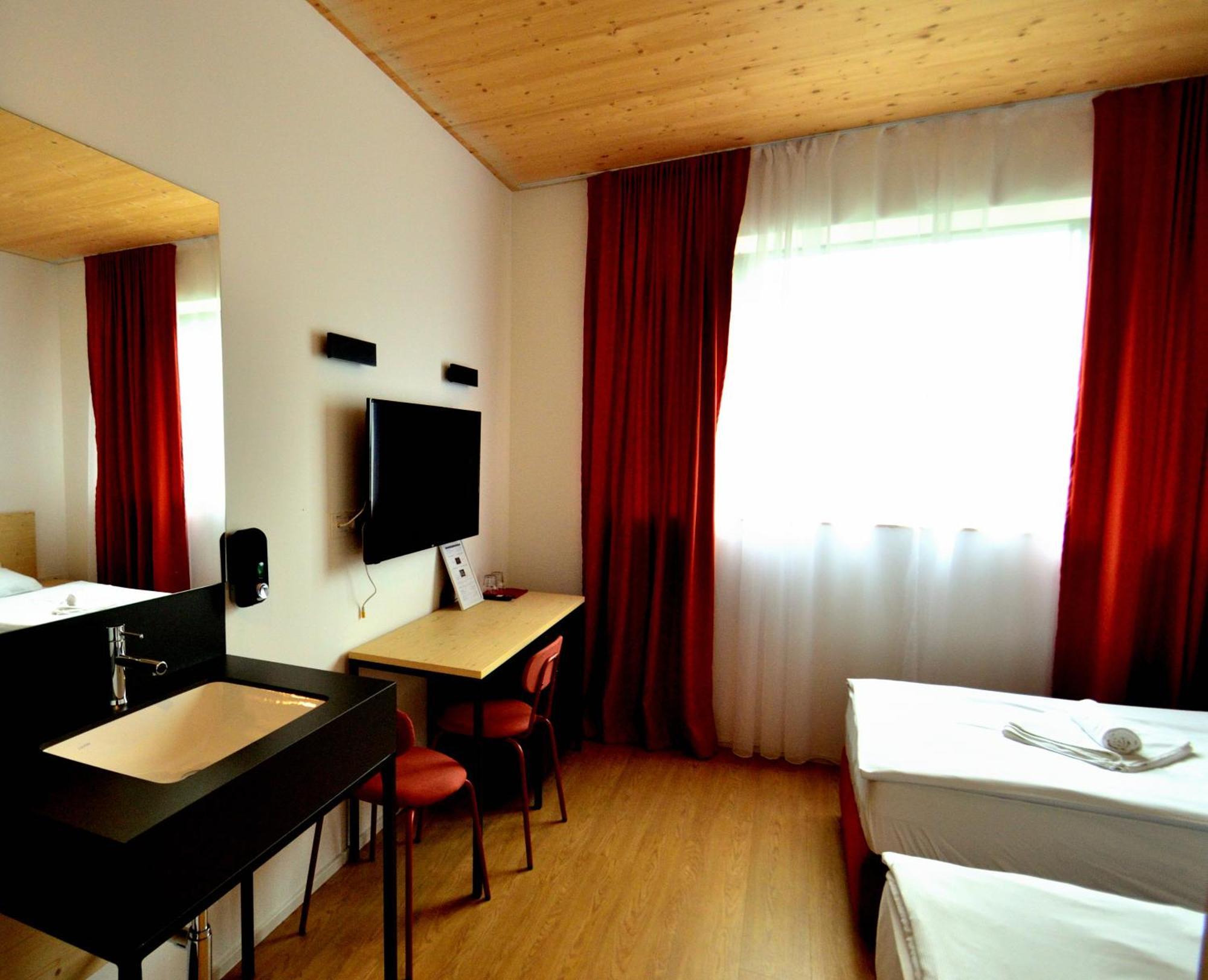 Bed And Breakfast Portal Любляна Екстер'єр фото